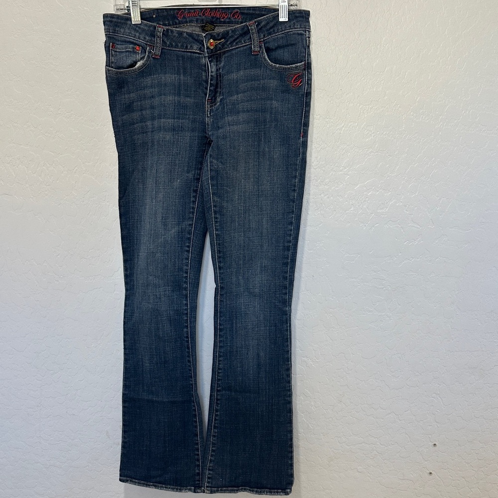 G unit women’s size 7 Dark Blue Flare‎ Jeans with Subtle Red Stitching junior